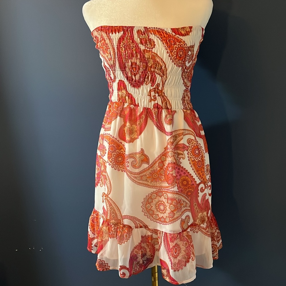 Express strapless, paisley/floral coral/cream party dress, smock top, ruffle hem